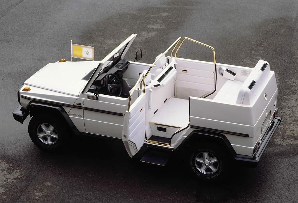 1980 Mercedes-Benz 230 G Popemobile - The Weirdest And Most Bizarre Cars Ever Made